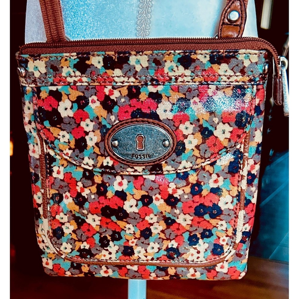 Vintage Fossil Key-Per Crossbody Coated Canvas Small Multi Floral Cottagecore
